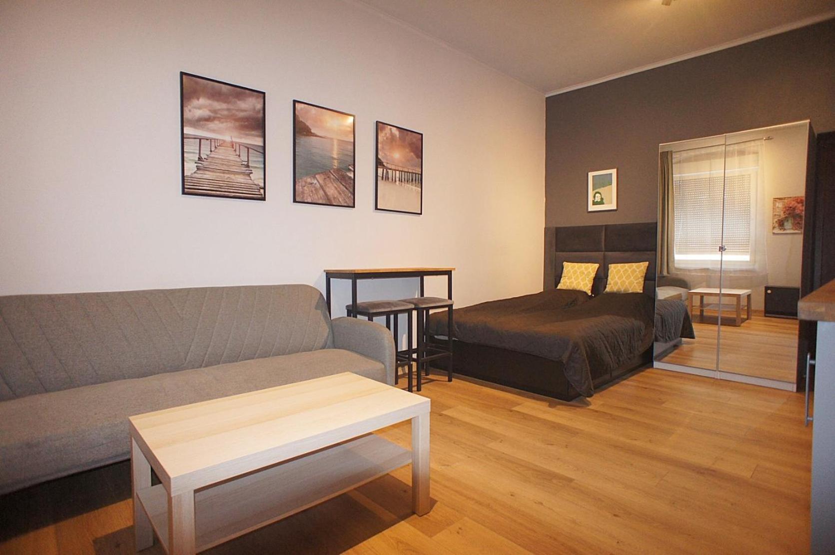 Apartament Przy Kazimierza Zielona Gora  Exterior photo